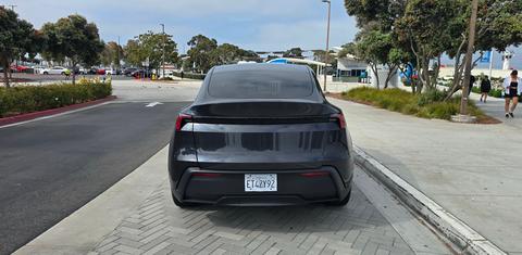 Tesla Model Y 2026
