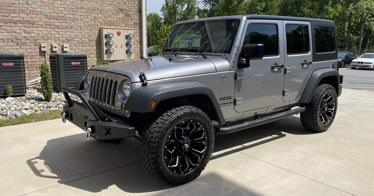 Jeep Wrangler Unlimited 2017 rental in Raleigh, NC by James W. | Turo