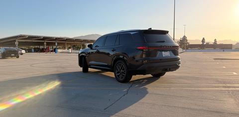 Lexus TX 2025
