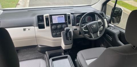 Toyota HIACE 2022