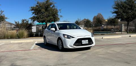 Scion iA 2016