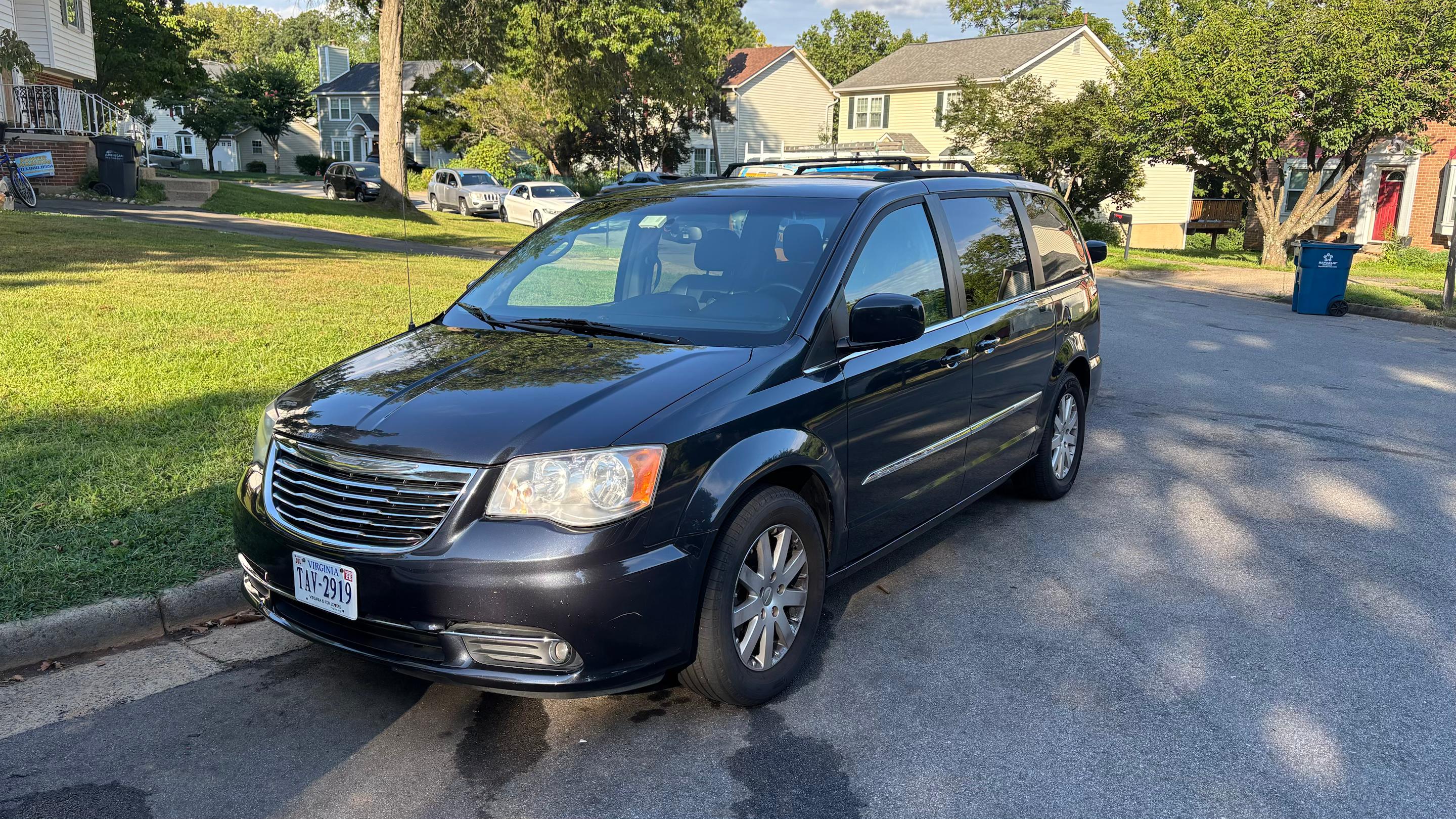 Chrysler Town & Country 2013 in 