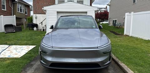 Tesla Model Y 2026