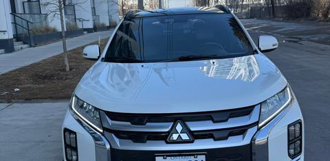 Mitsubishi RVR 2020
