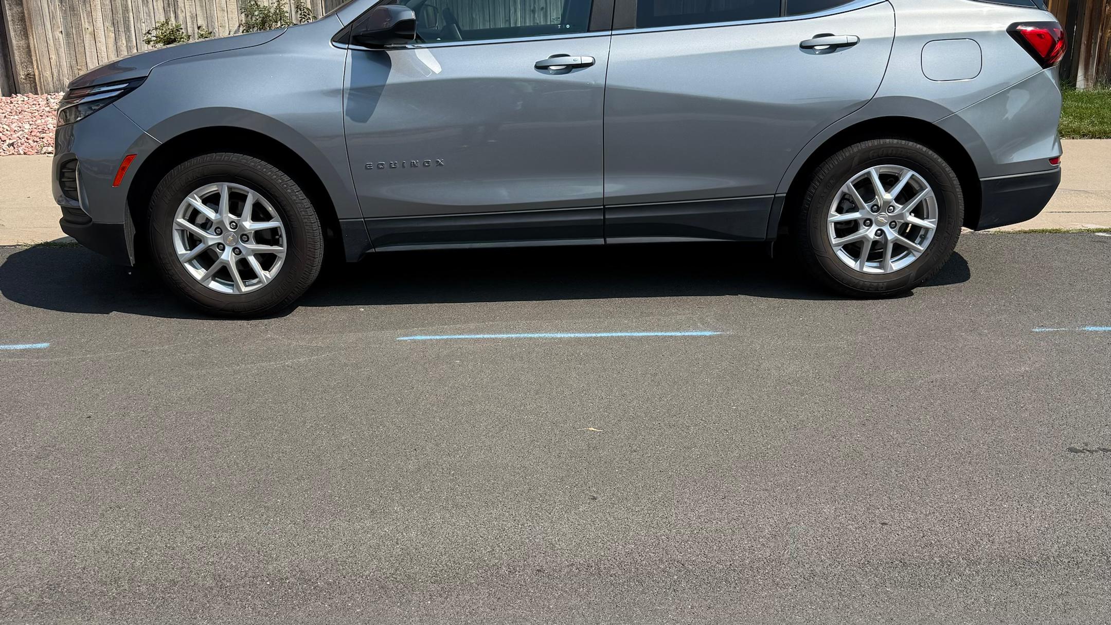 Chevrolet Equinox 2023 in Aurora, CO