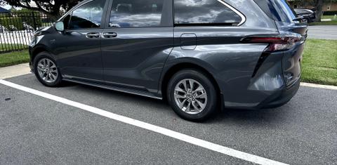Toyota Sienna 2025