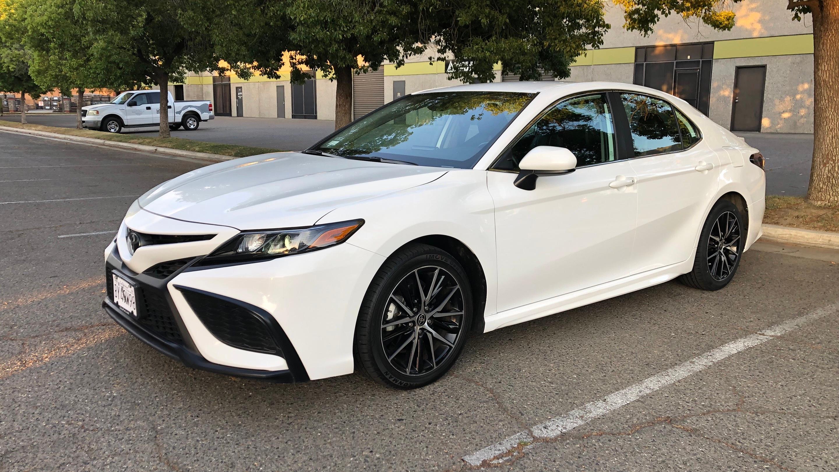 Toyota Camry 2021 in Fresno, CA