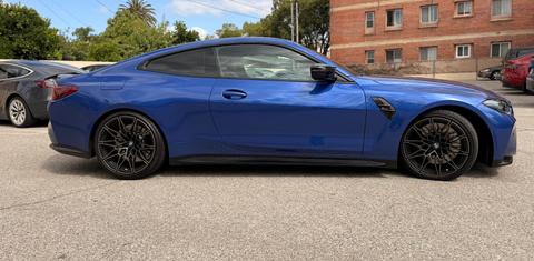 BMW M4 2025