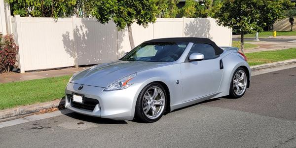 Nissan 370Z 2010 rental in Honolulu, HI by Legacy Motor Group | Turo