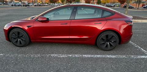 Tesla Model 3 2024