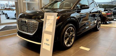 Audi Q4 e-tron 2024