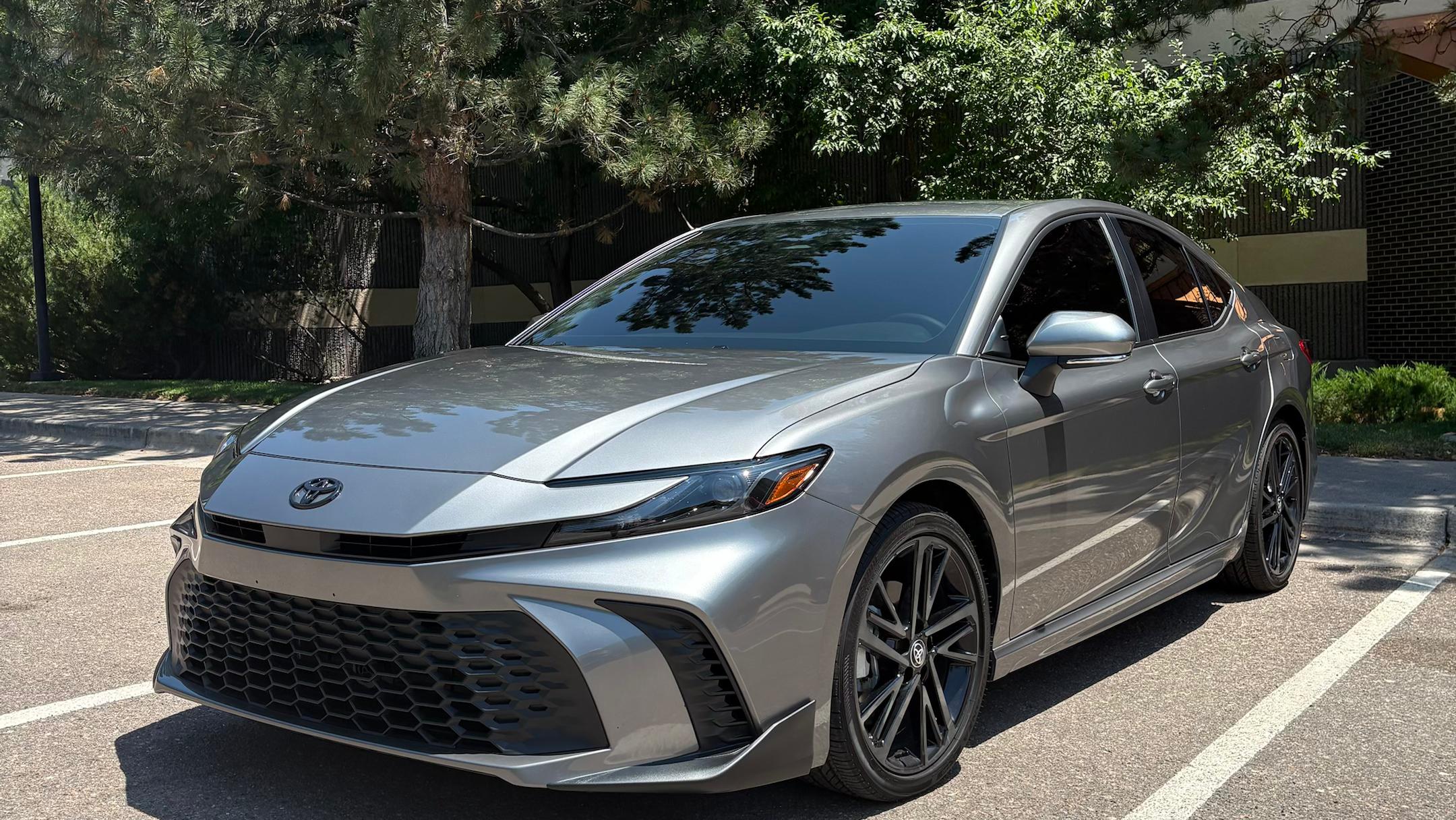 Toyota Camry Hybrid 2025 in 