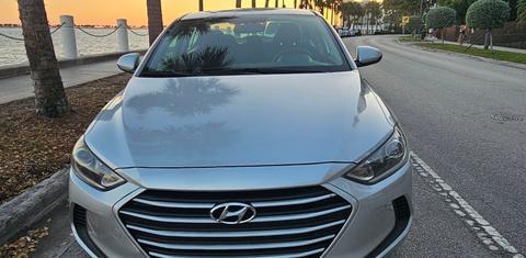 Hyundai Elantra 2018