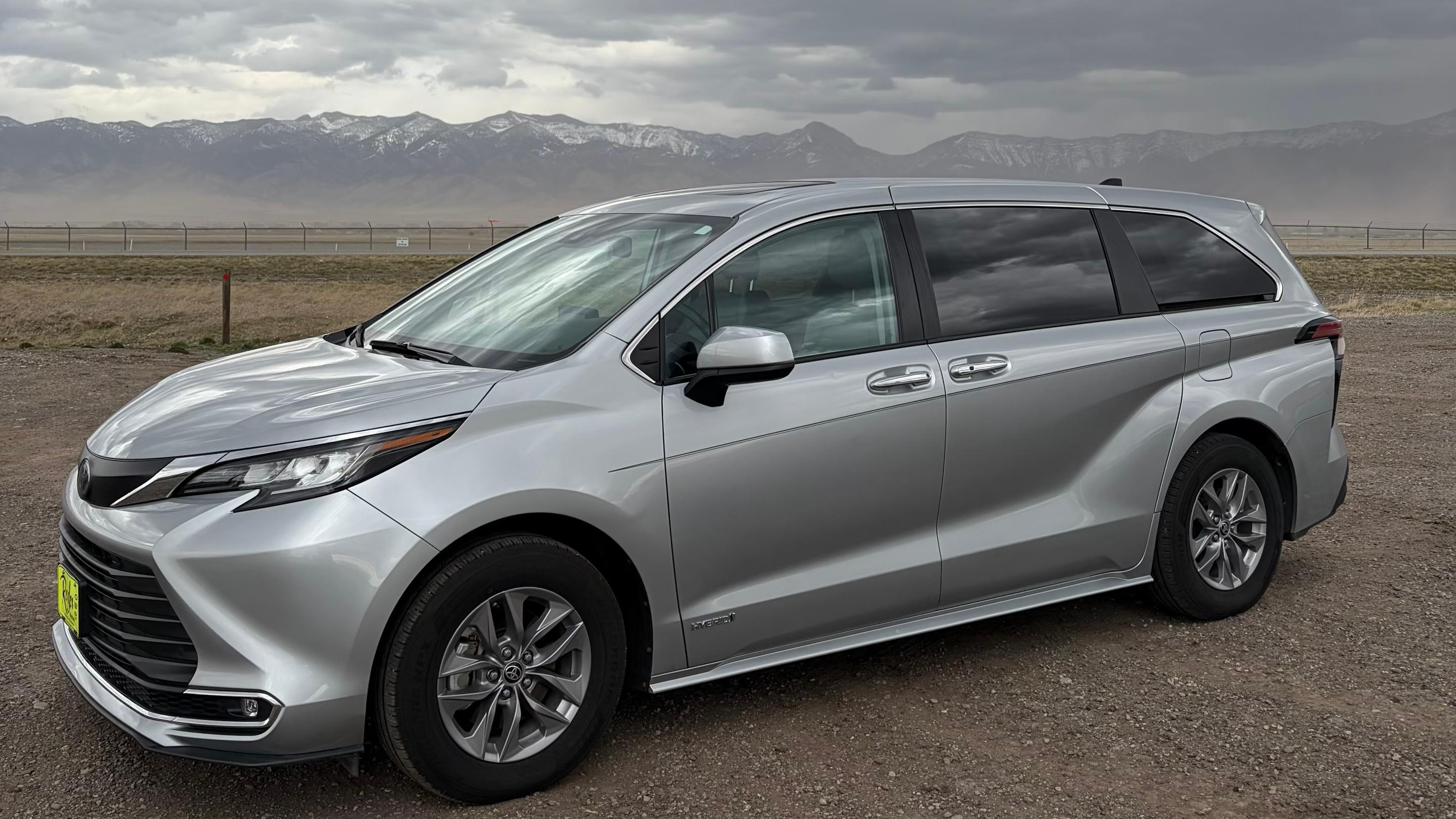 Toyota Sienna 2021 in Belgrade, MT