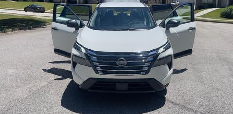 Nissan Rogue 2024