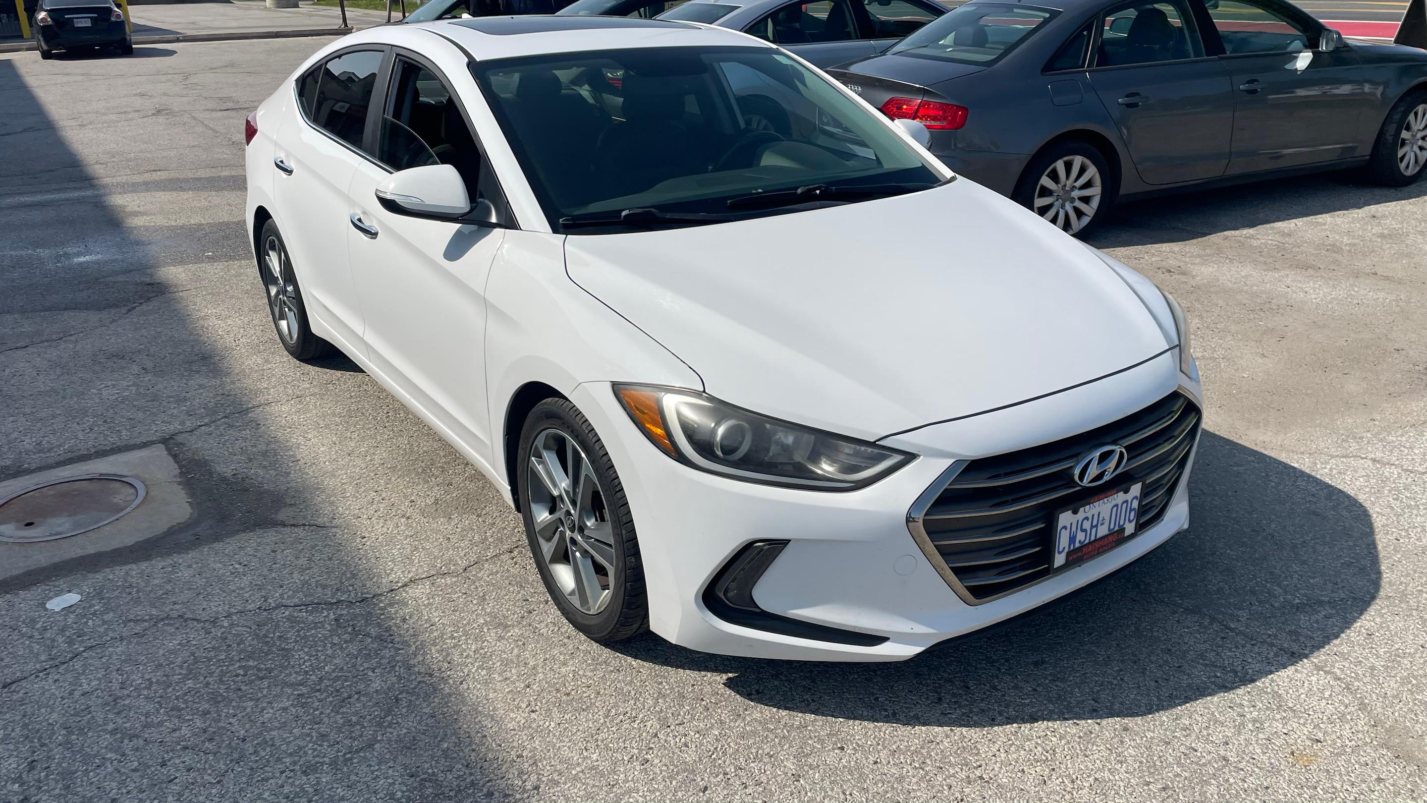 Hyundai Elantra 2017 — Car rental alternative in Toronto, ON
