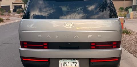 Hyundai Santa Fe 2025