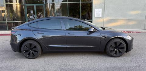 Tesla Model 3 2025
