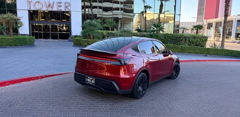 Tesla Model Y 2026