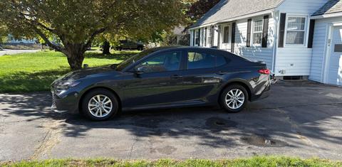 Toyota Camry Hybrid 2025
