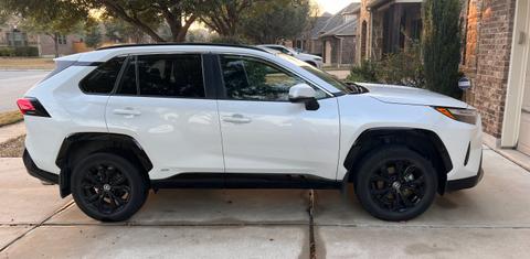 Toyota RAV4 Hybrid 2024