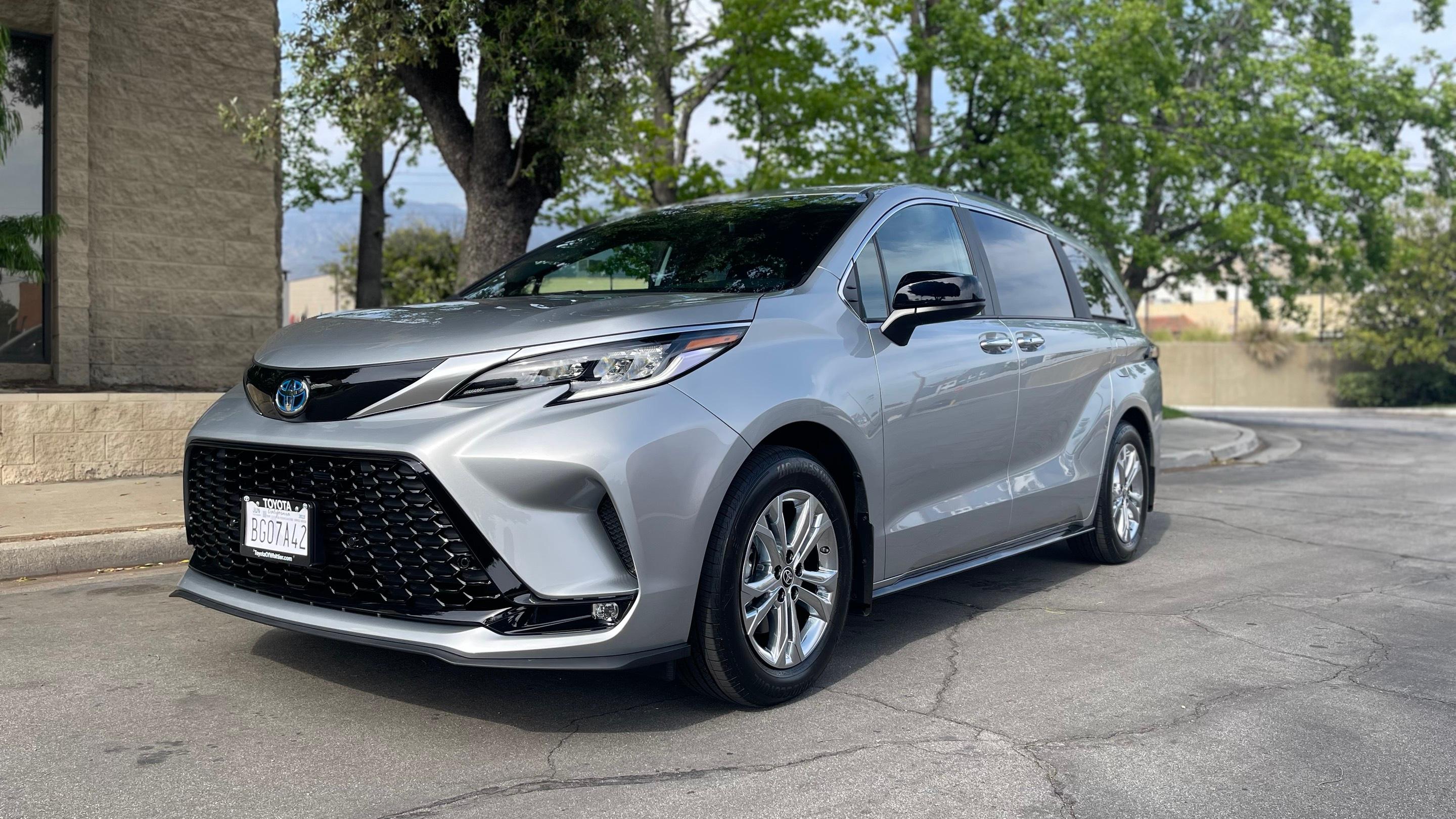 Toyota Sienna 2022 in Honolulu, HI