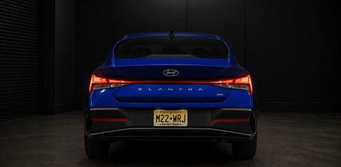 Hyundai Elantra 2024