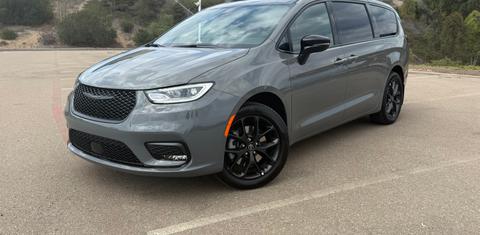 Chrysler Pacifica 2026