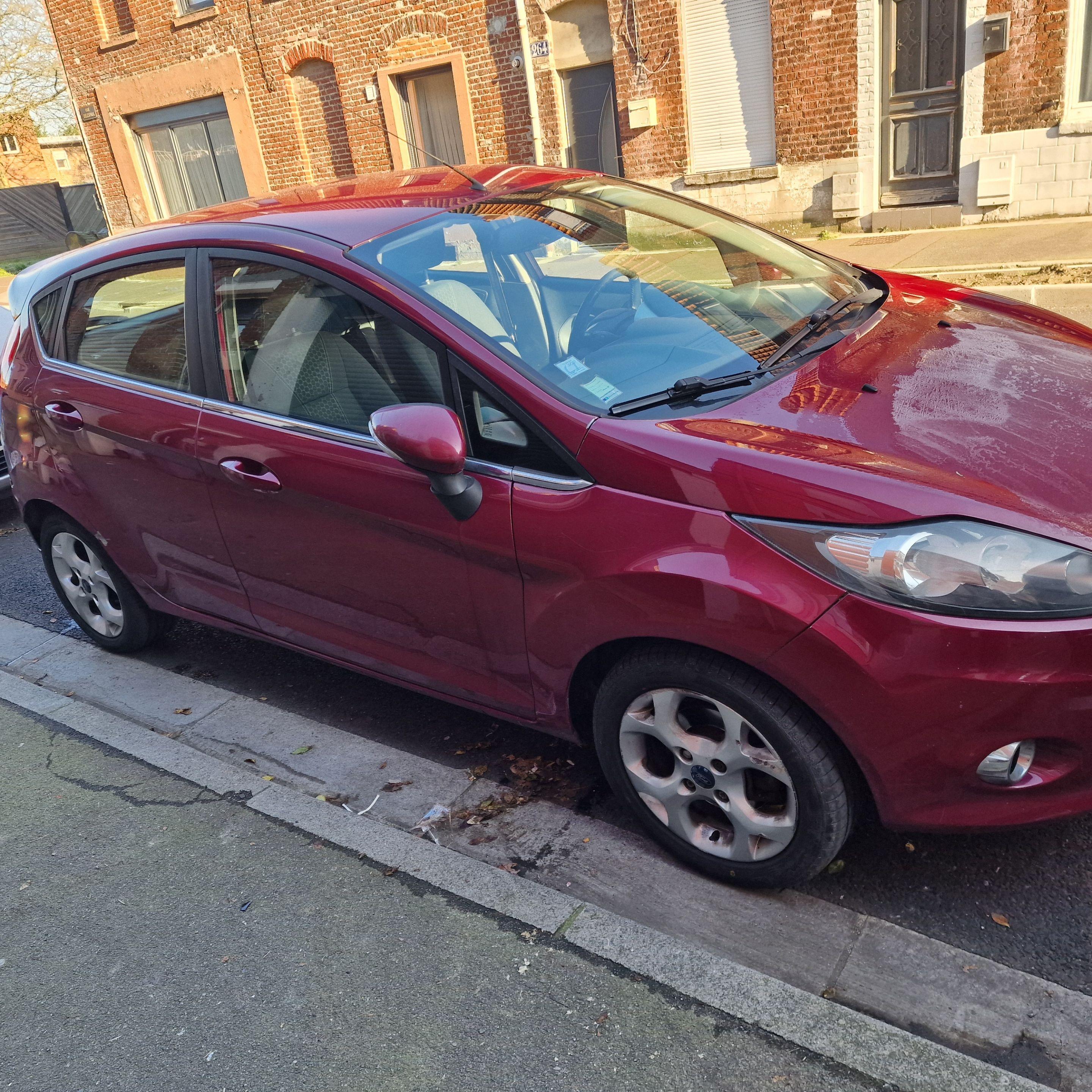 Ford FIESTA 2008 à La Madeleine