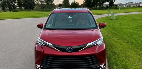 Toyota Sienna 2023