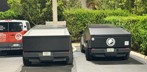 Tesla Cybertruck 2024