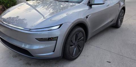 Tesla Model Y 2026