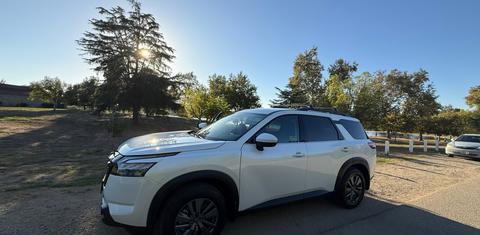 Nissan Pathfinder 2025