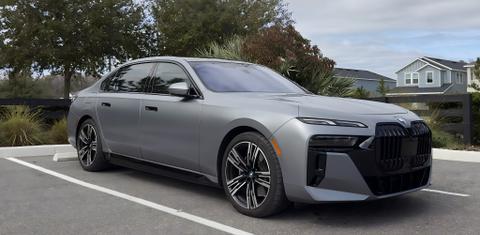 BMW i7 2023