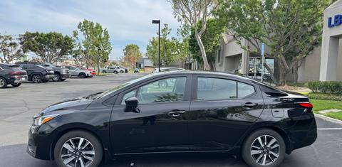Nissan Versa 2024