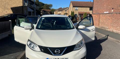 Nissan Pulsar 2015