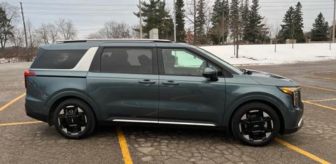 Kia Carnival 2025