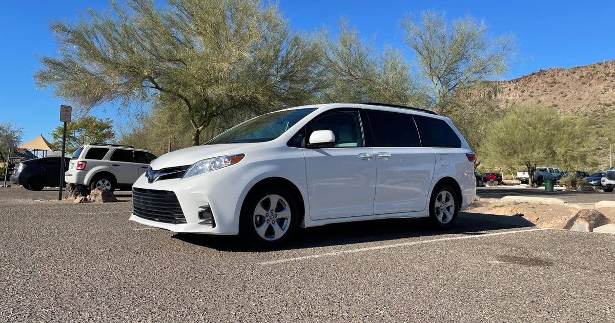 Toyota Sienna 2020 rental in Phoenix, AZ by Sterling P. Turo