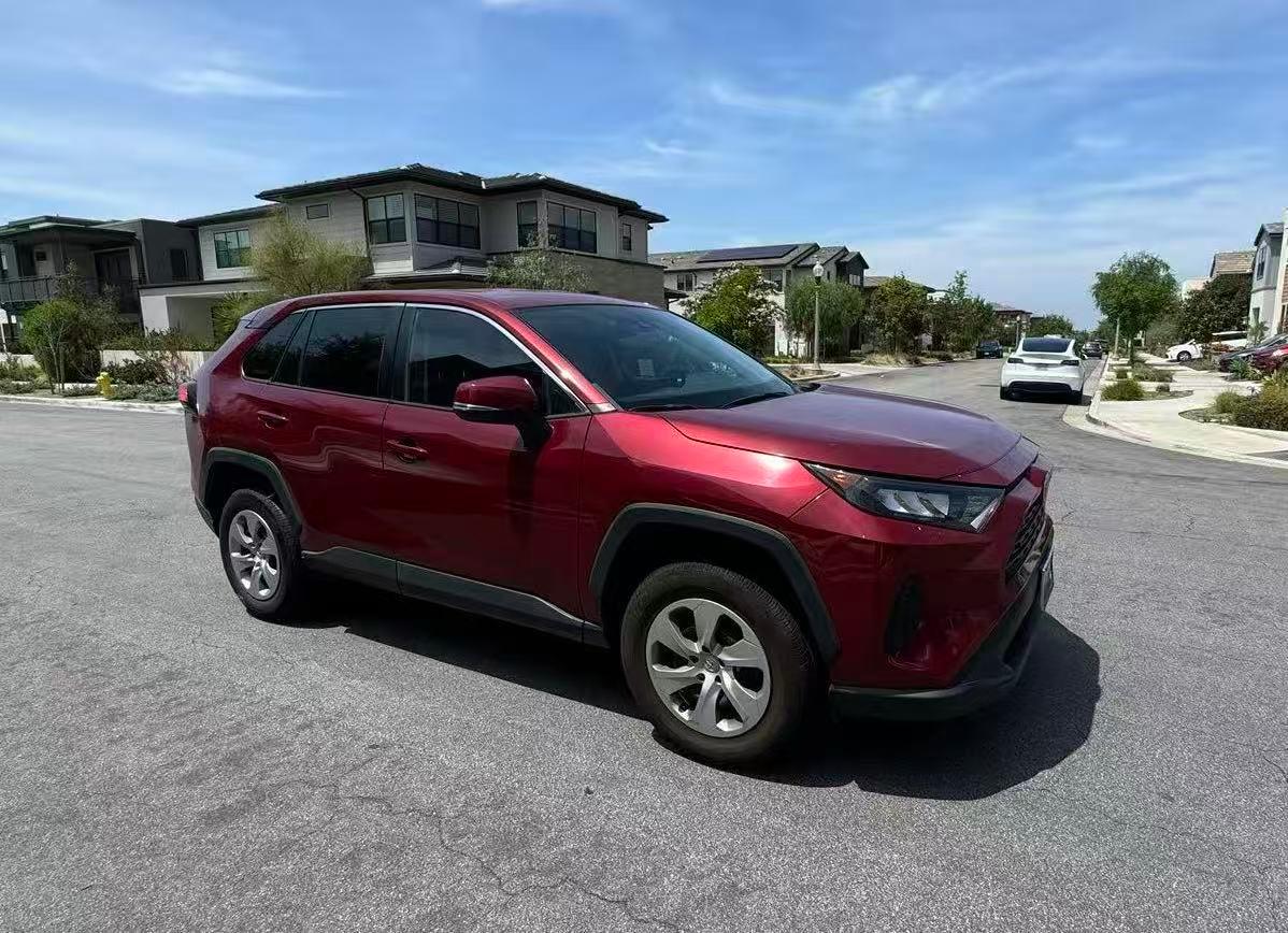 Toyota RAV4 2022 in 