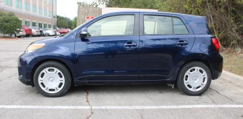 Scion xD 2012