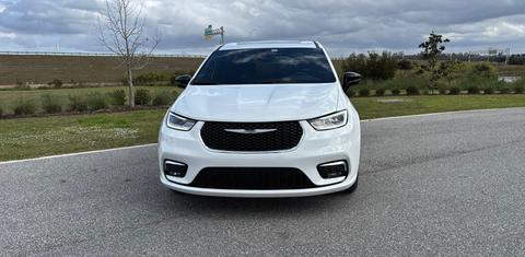Chrysler Pacifica 2026
