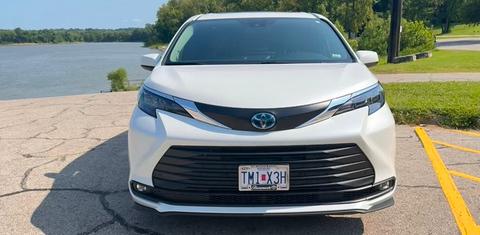 Toyota Sienna 2025