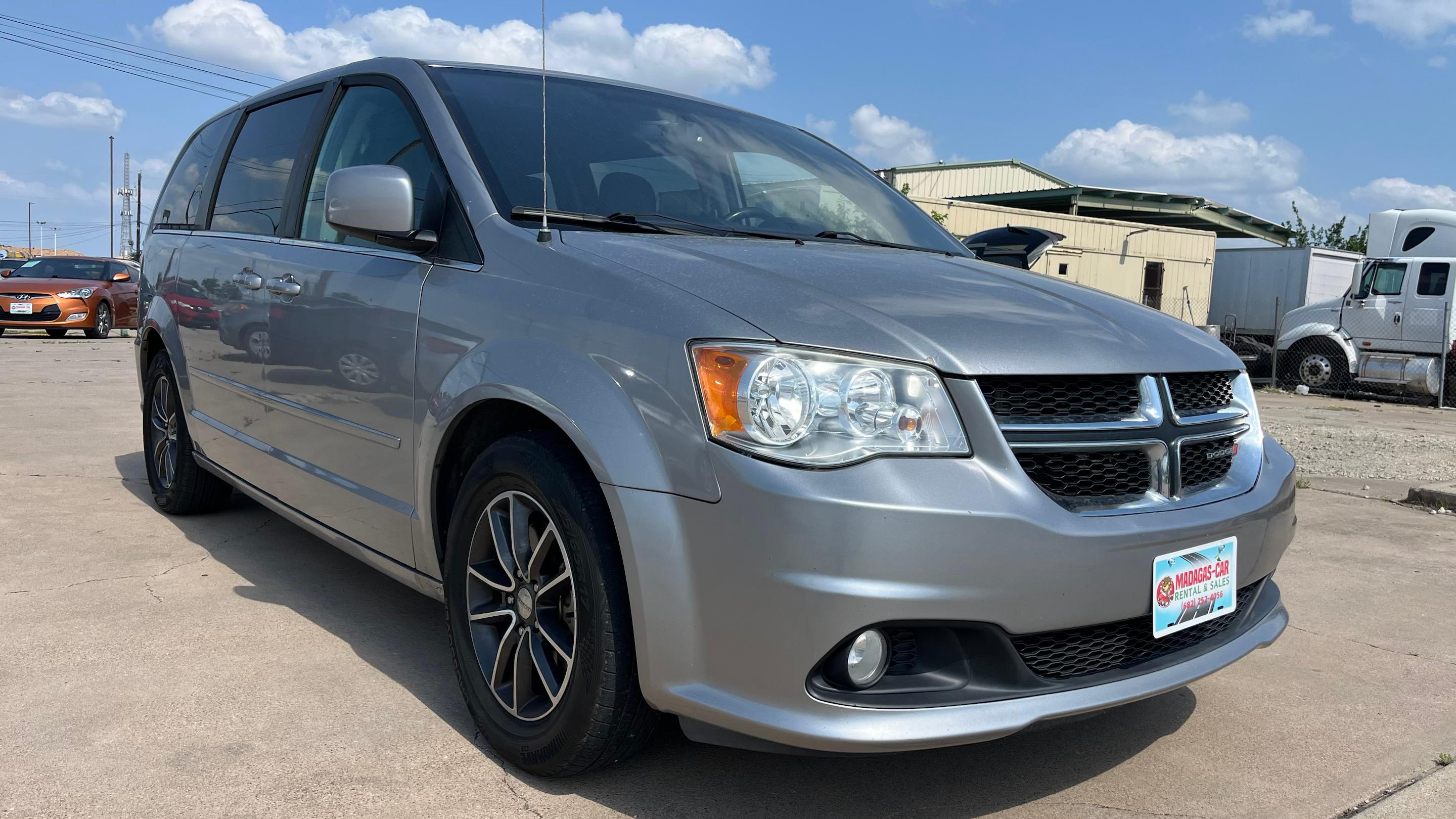 Dodge Grand Caravan 2017 in 