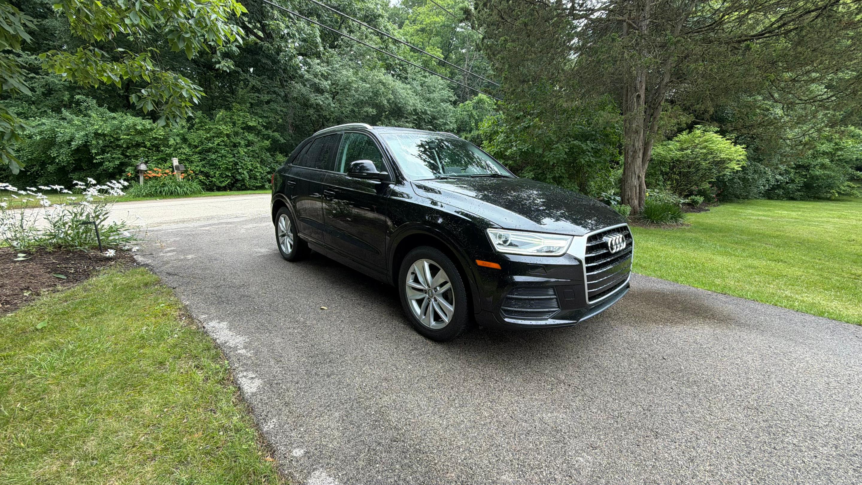 Audi Q3 2017 in Schaumburg, IL