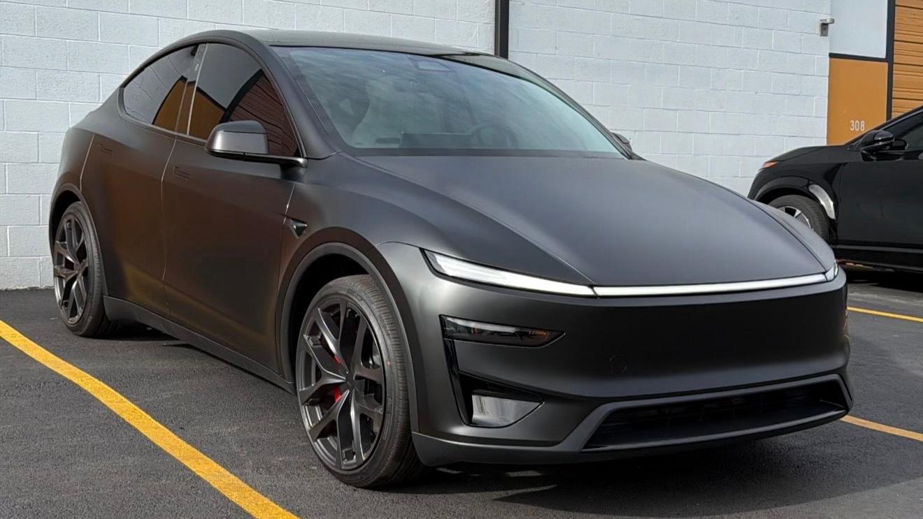 Tesla Model Y 2026 in 