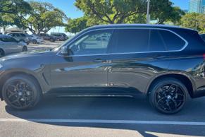 BMW X5 2014 in Honolulu