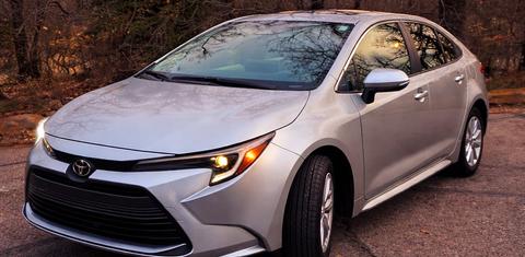 Toyota Corolla Hybrid 2026