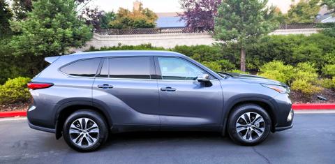 Toyota Highlander 2021