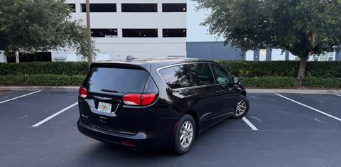 Chrysler Pacifica 2017