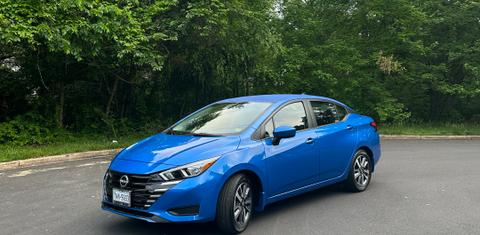 Nissan Versa 2024
